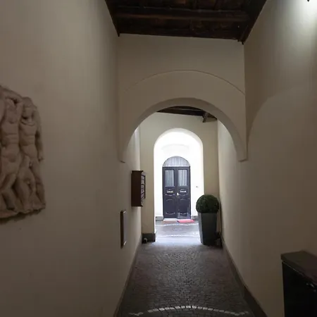 Guesthost - Rione Vi Parione Cozy Flat * Rome